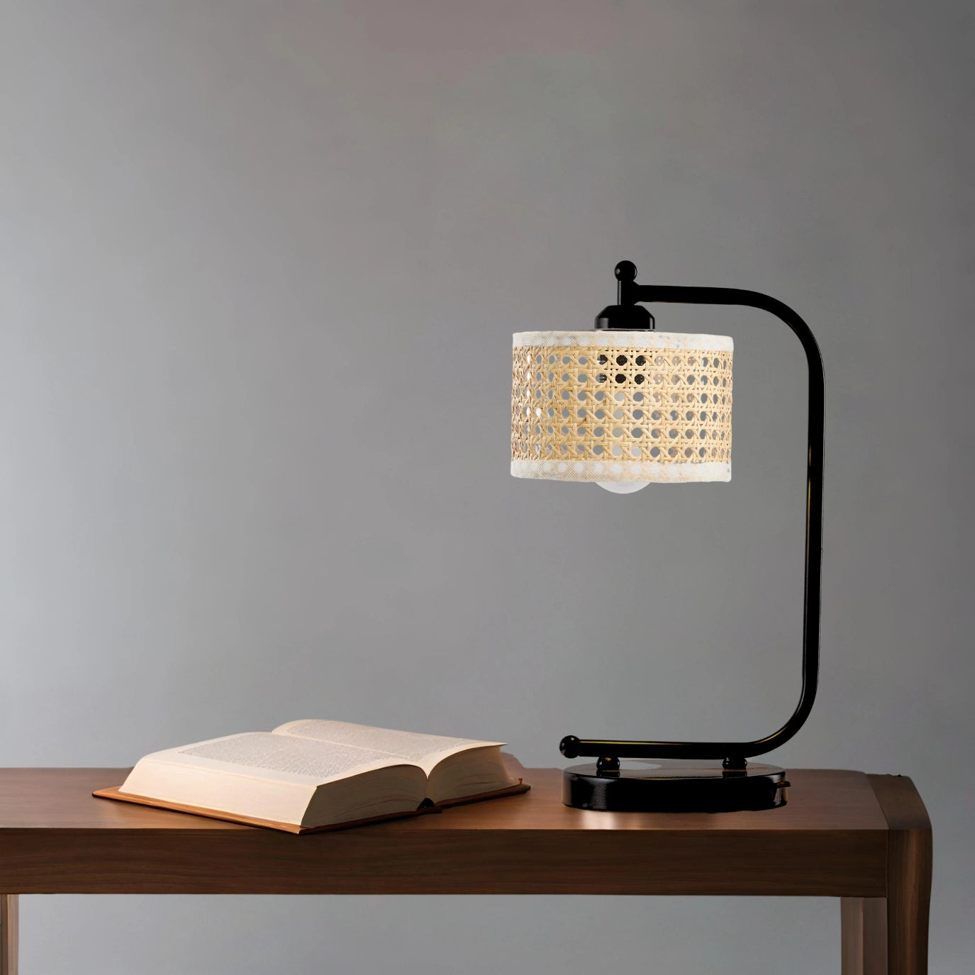 Argia Table Lamp