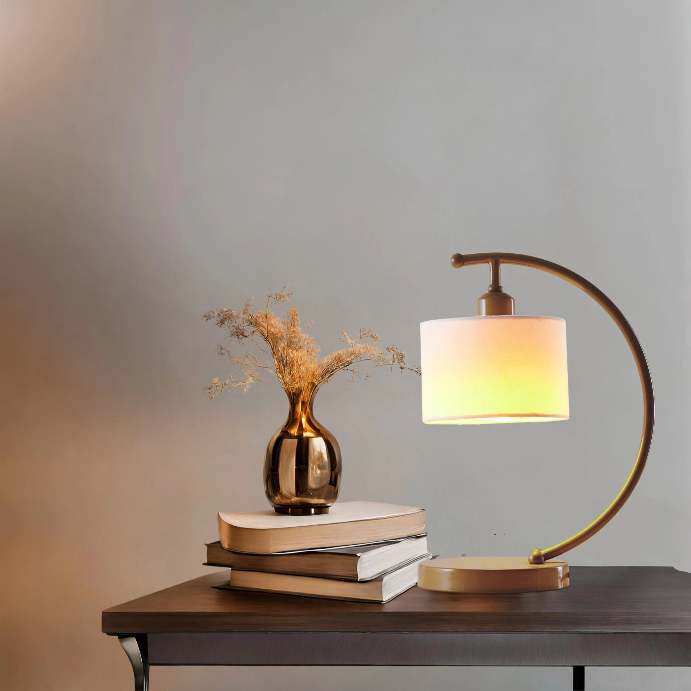 Valo Table Lamp