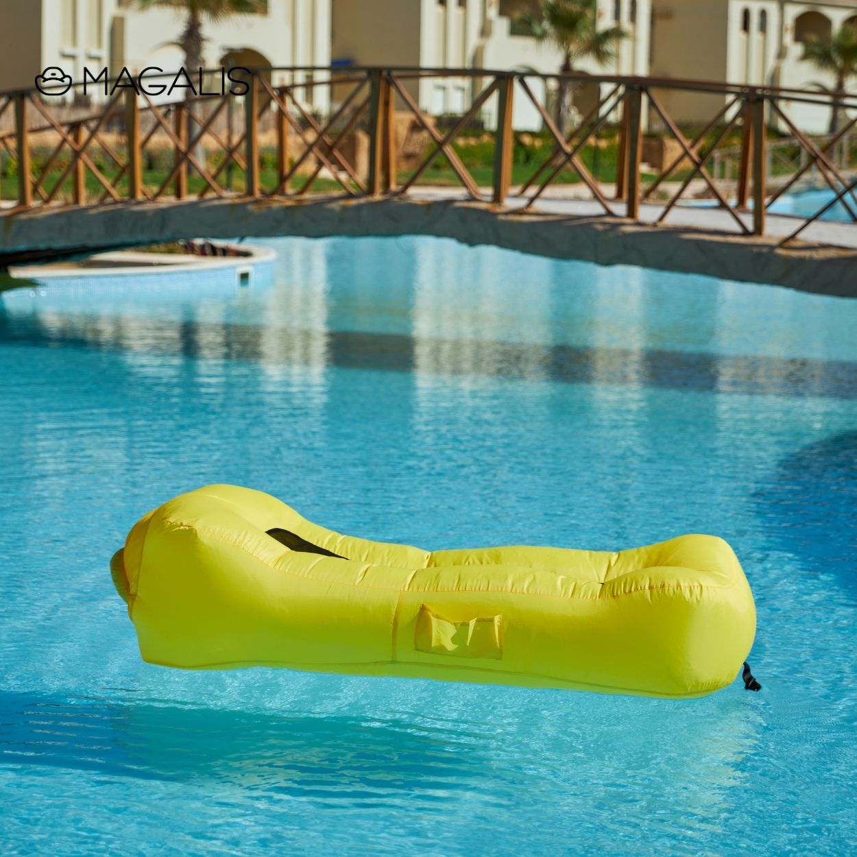 Sia Inflatable Air Lounger